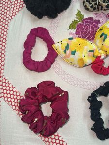 Set of 8 Hair Scrunchies