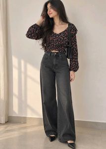 Forever 21 Chic Floral Print Blouse