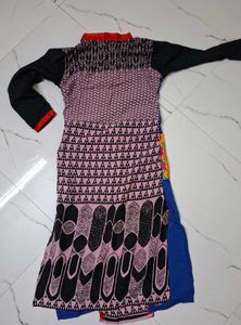 Ethnic Kurta Set with pink leggings