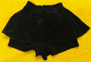 Black Velvet Skirt Shorts