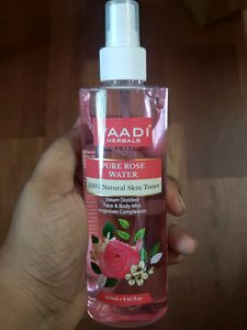 Vaadi Herbals Pure Rose Water Toner