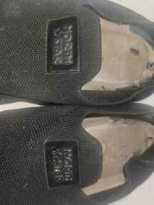 Comfortable Black Slip-On Sneakers