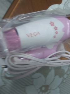 VEGA INSTA GLAM 1000 HAIR DRYER