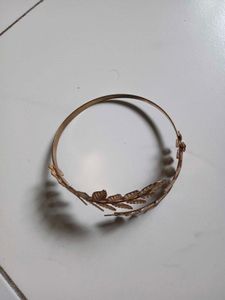 Golden Leaf Arm bracelet