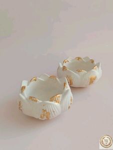 Decorative Lotus Candle Holder