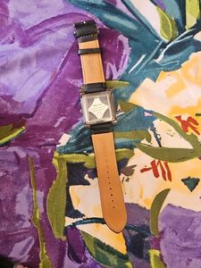 Elegant Women's Watch with Crystal Accents