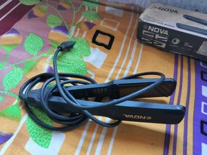 NOVA Straight Hair Device