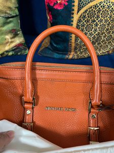 ❌❌sale❌❌AUTHENTIC MK Handbag