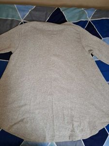 Women's Grey solid sweatshirt