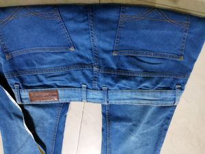 Ladies Jeans 👖 34 Waist Size
