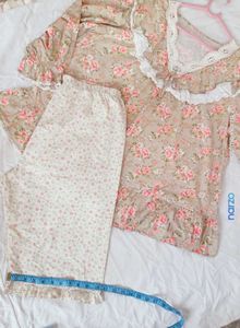 Charming Floral Print Pajama Set