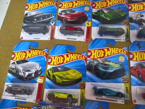 Hot Wheels Die-Cast Cars Lot