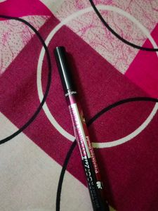 Precision Liquid Eye Liner