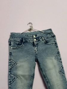 Jeans 👖 For Womens