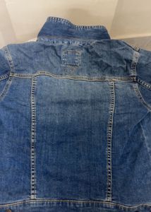 Women's Denim Jacket - Classic Style