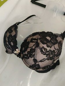 victoria's secret Black Lace Bra