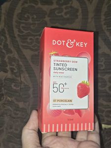 DOT & KEY Tinted Sunscreen SPF 50