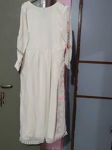 Embroidered White Kurta