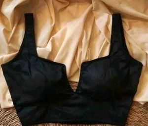 Full Backless dori blouse padded