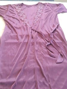 Elegant Satin Robe with Lace Trim /housecoat