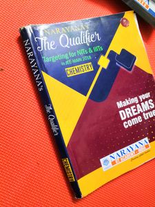 JEE MAINS IIT &amp; NITS Chemistry And Physics QUALIFI