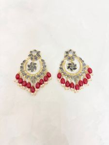 HANDCRAFTED LIGHTWEIGHT earring