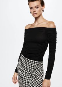 Chic Off-Shoulder Ruched Top from Mango