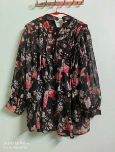 Elegant Black Floral Top for Women 🌹