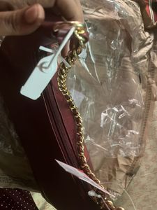 Chic Red Heart Print Sling Bag