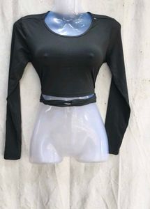61209. Chic Black Long Sleeve Crop Top