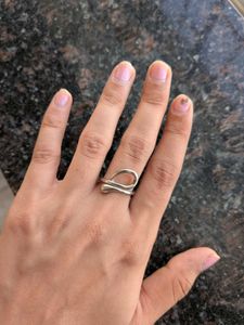 Chic Silver Tone Abstract Ring