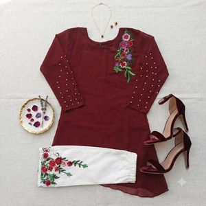 Beutiful Embroidered Kurta with Pants Set
