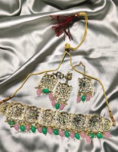 Stunning Gold Plated Kundan Jewellery Set