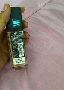 Maybelline Fit Me Foundation Matte + Poreless