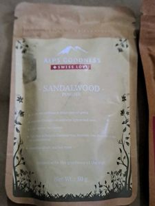 Alps Goodness Sandalwood &amp; Beetroot Powder
