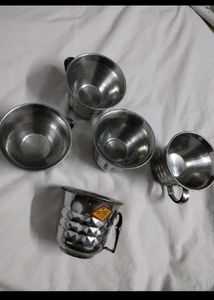 Set of 5 stainless steel cups