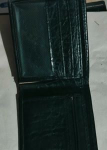 Wallet Men Black Color.