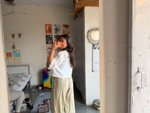 Casual White Cropped Top