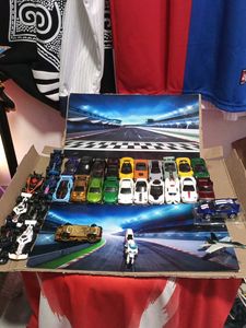 HOTWHEELS showroom ANYTWO!!