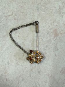 Assorted Decorative Brooches &amp; Pin Set