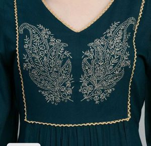 Stylish Teal Embroidered Kurta