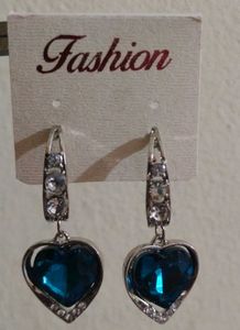 💙Heart Dangle Earrings