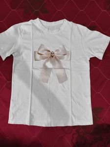 White T-shirt with Bow Detail