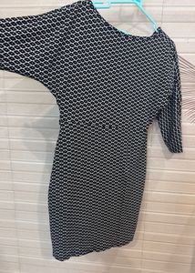Van Heusen - black and white geometric print dress