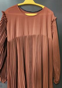 Abaya Pleated Maxi Dress