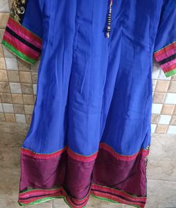 Vibrant Blue Embroidered Kurta bust 36, west 34,le