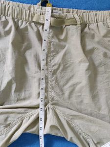 Beige Cargo Shorts(unisex)