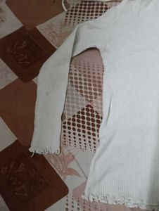 Chic Cream Ribbed Knit Top