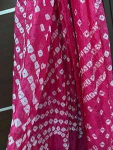 Vibrant Pink Bandhani Dupatta