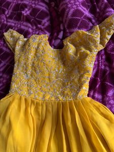 Elegant Yellow Ethnic Gown